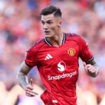 Benjamin Sesko aquece em Craven Cottae