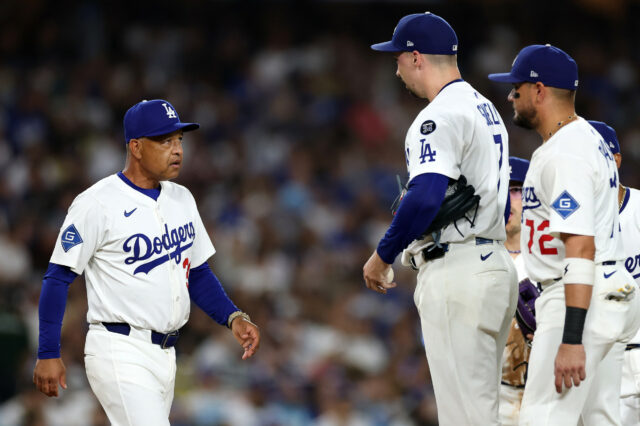 Blake Snell, de Dodgers, tem uma reação de 3 palavras ao show de Dave Roberts de Count 

