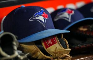 Blue Jays cortou laços com garrafa All-Star simplesmente 1 semana antes da pós-temporada Blue Jays cortou laços com garrafa All-Star simplesmente 1 semana antes da pós-temporada