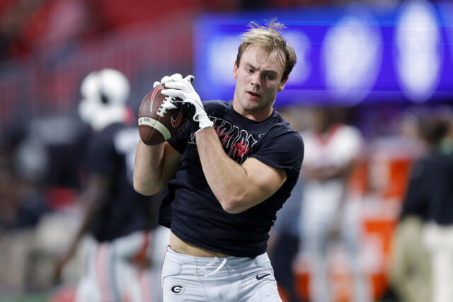 Brock Bowers, de Raiders, oferece uma atualização significativa de lesões 

