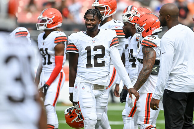 Browns qb Shedeur Sanders Lands estando uma visão geral da ex -celebridade da NFL 

