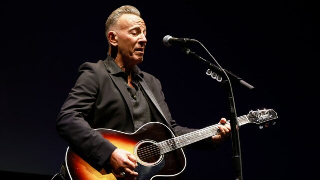 Bruce Springsteen afirma que a América não é uma terra de 'censura ou desgosto do governo federal' em todo o choque de Nova York City Celebration Efficience 

