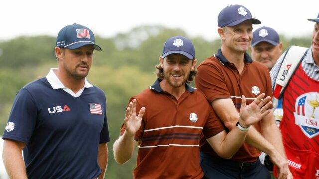 Bryson, Rose, Caddies obtidos aquecidos em Bethpage 

