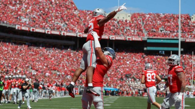 Buckeyes Confiscate nº 1; LSU, bastões surgem como tendência outono 

