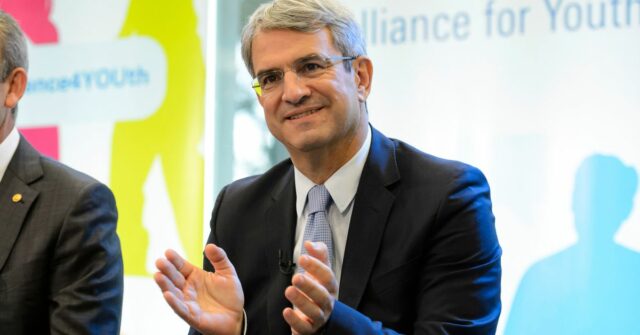 CEO da gigante de alimentos Nestlé disparou por um relacionamento "inadequado" com o funcionário


