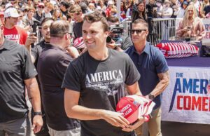Charlie Kirk disparou ao longo da ocasião em tempo real na Universidade de Utah, enquanto a Web responde em Scary Charlie Kirk disparou ao longo da ocasião em tempo real na Universidade de Utah, enquanto a Web responde em Scary