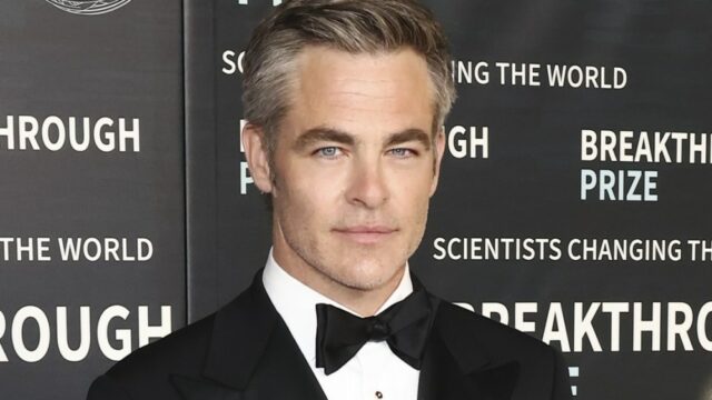 Chris Pine diz à coleção de podcasts do Heart Cowboys sobre médicos radicais que originaram procedimento cirúrgico de coração aberto 

