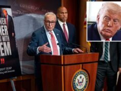 Chuck Schumer e Hakeem Jeffries “ O líder da minoria Chuck Schumer fala em uma conferência de imprensa com os senadores Cory Booker e Brian Schatz.