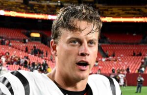 Cincinnati Bengals QB Joe Burrow por 3 meses para tratamento cirúrgico dos pés: registro Cincinnati Bengals QB Joe Burrow por 3 meses para tratamento cirúrgico dos pés: registro