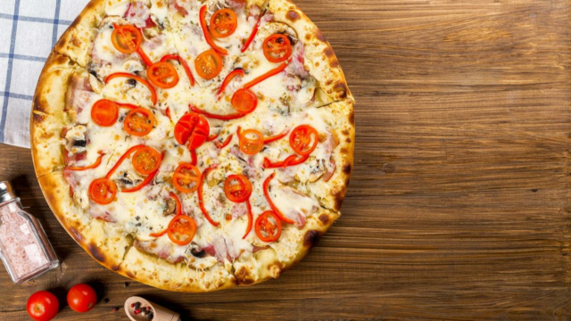 Comer em restaurantes está acabando sendo um modo de vida entre a geração Z recomenda o registro 

