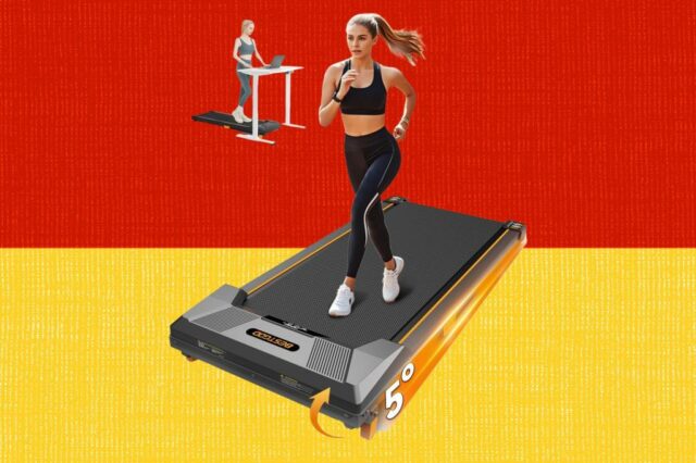 Uma mulher correndo em uma esteira com uma imagem inserida de uma mulher usando uma esteira sob uma mesa em pé.