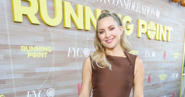 Nova York, Nova York - 05 de março: Kate Hudson fala durante a Netflix's 