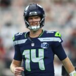Cumprir o LIVE: Darnold descobre Barner para TD para fornecer ao Seahawks o líder
