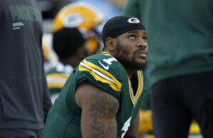 Dan Quinn, líderes, arremessos para os Packers para Bench Micah Parsons Dan Quinn, líderes, arremessos para os Packers para Bench Micah Parsons