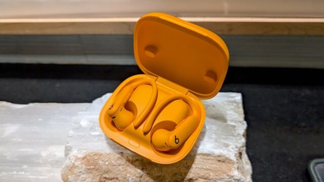 Beats PowerBeats Pro 2 sincronizando com o iPhone