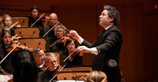 Depois de 17 anos, o show de Dudamel, de Dudamel, Goodbye Show Bridges 2 Bands com 'Planeta entre os oceanos' 

