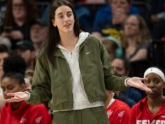 “Desapontado” Clark para perder o restante do período de alta temperatura "Desapontado" Clark para perder o restante do período de alta temperatura