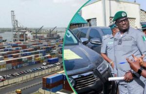 Descubra mais à medida que a FG aprova as importações isentas de impostos para mercadorias abaixo de US $ 300 Descubra mais à medida que a FG aprova as importações isentas de impostos para mercadorias abaixo de US $ 300