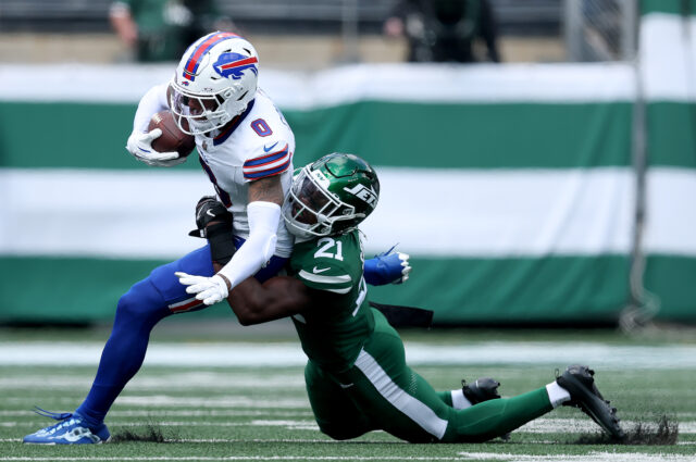 Despesas 'Keon Coleman' Emerging ', conforme necessário, o receptor número 1 após o início sólido 


