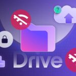 Ilustração de um smartphone com um ícone de backup em nuvem acima dele, cercado por marcas de exclamação vermelha e ícones do Android, indicando problemas de backup.