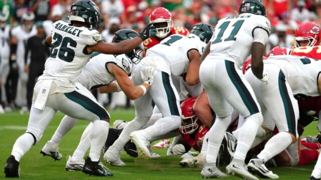 Eagles LT: Tush Press Babble faz 'sangue ferver' 

