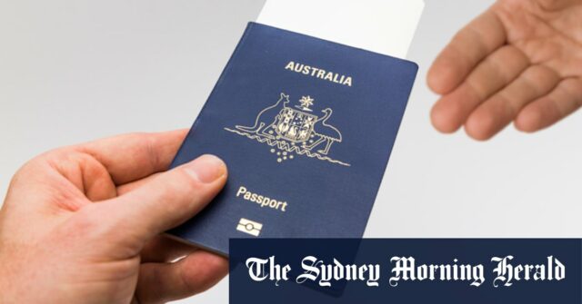 Milhares de australianos recebem um visto E3 a cada ano, que não têm limite de extensões. Mas muitos preferem fazer isso em uma embaixada ou consulado mais próximo.
