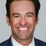 Elex Michaelson se inscreve com a CNN como suporte para um programa noturno baseado em Los Angeles