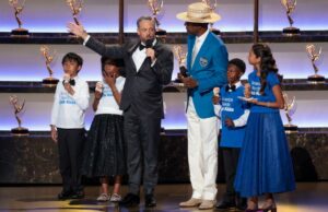 Emmy Honors Testemunhas de televisão: o anfitrião Nate Bargatze manteve o programa em execução e pagou o custo- por um excelente motivo Emmy Honors Testemunhas de televisão: o anfitrião Nate Bargatze manteve o programa em execução e pagou o custo- por um excelente motivo