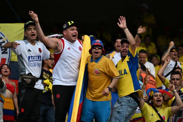 Bandeira da Colômbia em uma eliminatória da Copa do Mundo