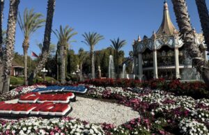 Este precioso parque de diversões californiano está diminuindo as tarefas e reduzindo seu período. Abaixo está o porquê Este precioso parque de diversões californiano está diminuindo as tarefas e reduzindo seu período. Abaixo está o porquê