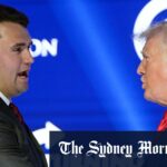 Donald Trump Jr, certo, em um evento com Kirk, à esquerda, em março.