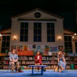 'Eureka Day', um engraçado de Woke Good Manners, cai para a discussão de injeção em Pasadena Play House