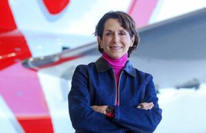 Ex -chefe da Virgin fica surpreendente handshake de ouro CEO da Virgin Australia, Jayne Hrdlicka.