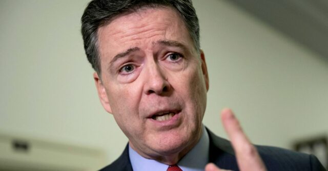 Ex -diretor do FBI indiciado por acusações de fazer uma declaração falsa

