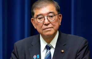 Ex-ministro de ‘Trump Whisperer’ se junta à corrida do Japão PM Ex-ministro de 'Trump Whisperer' se junta à corrida do Japão PM