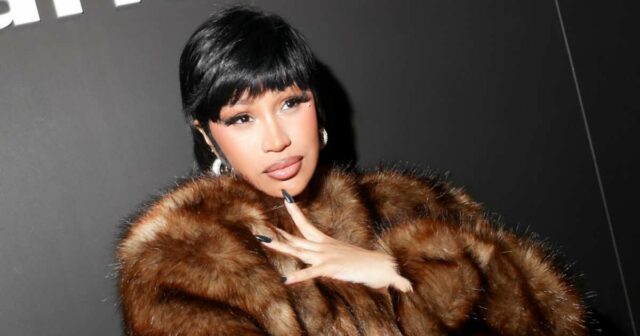 Exatamente como Cardi B habilmente cobriu seu filho antes da maternidade nº 4 revela 

