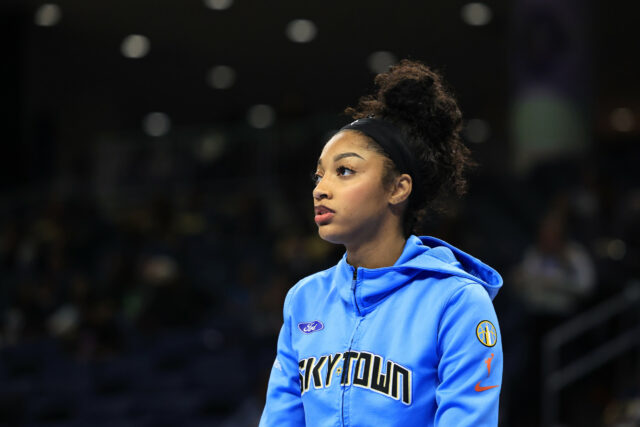 Exec WNBA exige que Angel Reese, de Chicago Skies, precise de profissão 

