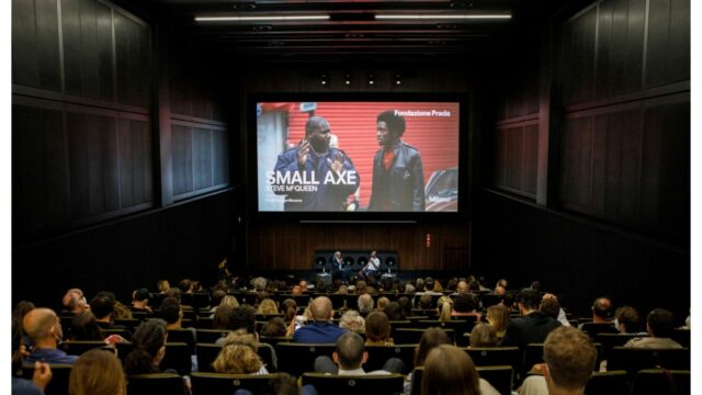 Fundo de filmes da estrutura da Prada vai para a celebração do filme de Veneza 

