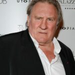 Gerard Depardieu para manter o teste criminal por estupro e taxas de ofensa sexual