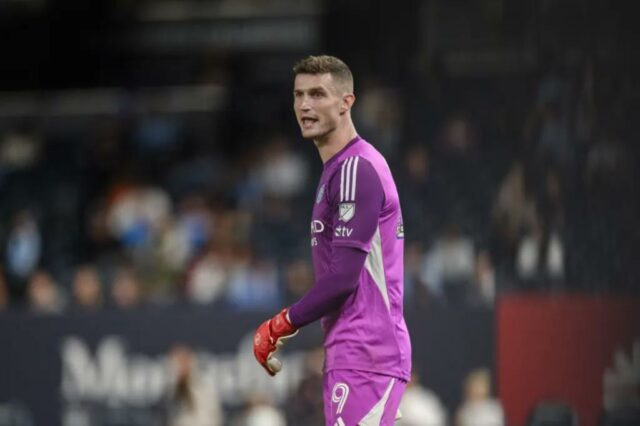 O goleiro da cidade de Nova York, Matt Freese (49), reage durante o segundo tempo contra a equipe de Columbus no Yankee Stadium. 