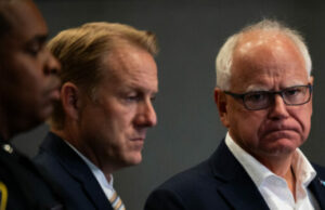 Governo Tim Walz: America tem ‘mais armas’ e ‘os tipos errados de armas’ Governo Tim Walz: America tem 'mais armas' e 'os tipos errados de armas'