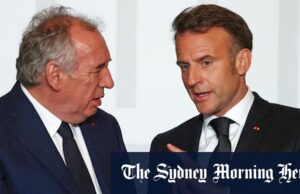 Governo francês em crise após votação para demitir Bayrou perdeu o voto em 364 para 194.