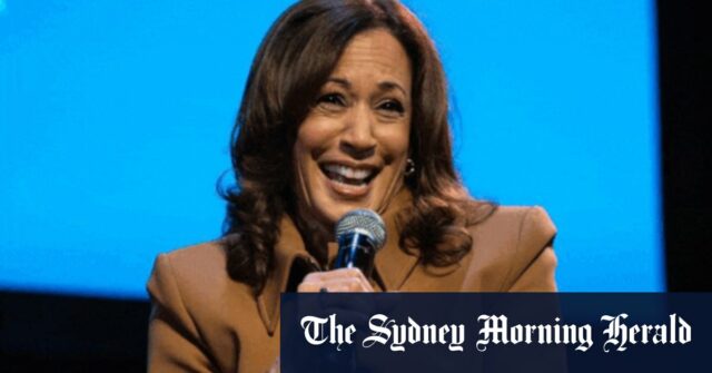 Harris diz no livro que ela sentiu que não podia escolher Pete Buttigieg como sua companheira de chapa porque ela era uma mulher negra e ele era um homem gay.