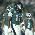 Host Diminua o tackle vibrante Eagles 'AJ Brown