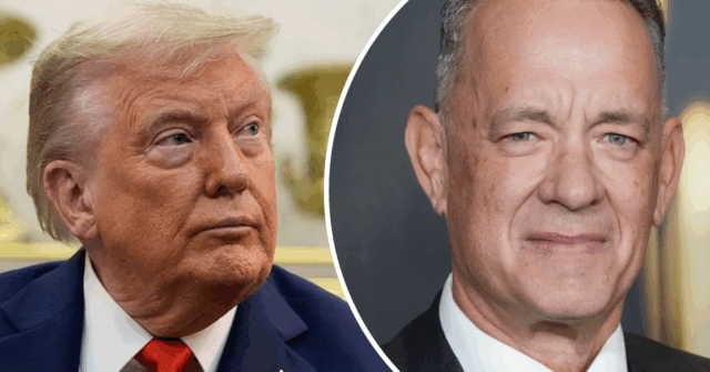 Ícone de tela 'destrutivo' de Trump Just Jeers depois do prêmio de cancelamento militar dos EUA

