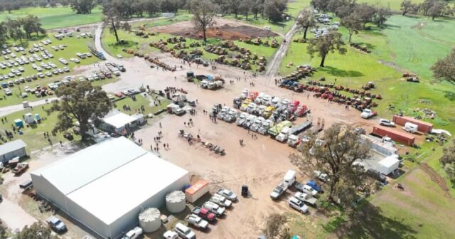 Icônica empresa de máquinas era o centro das atenções no dia vintage anual

