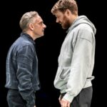 Jack Lowden e Martin Freeman assumem os holofotes no novo trailer '5ª ação' (exclusivo)