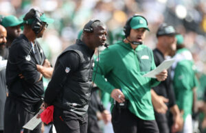 Jets Head Train Aaron Glenn envia uma mensagem de cautela referente a um caroço caro Jets Head Train Aaron Glenn envia uma mensagem de cautela referente a um caroço caro