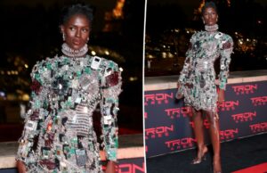 Jodie Turner-Smith usa peças de computador reais para ‘Tron: Ares’ Premiere Jodie Turner-Smith usa peças de computador reais para 'Tron: Ares' Premiere