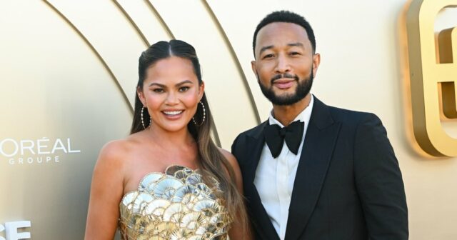 Chrissy Teigen e John Legend priorizam seu relacionamento mantendo as coisas quentes